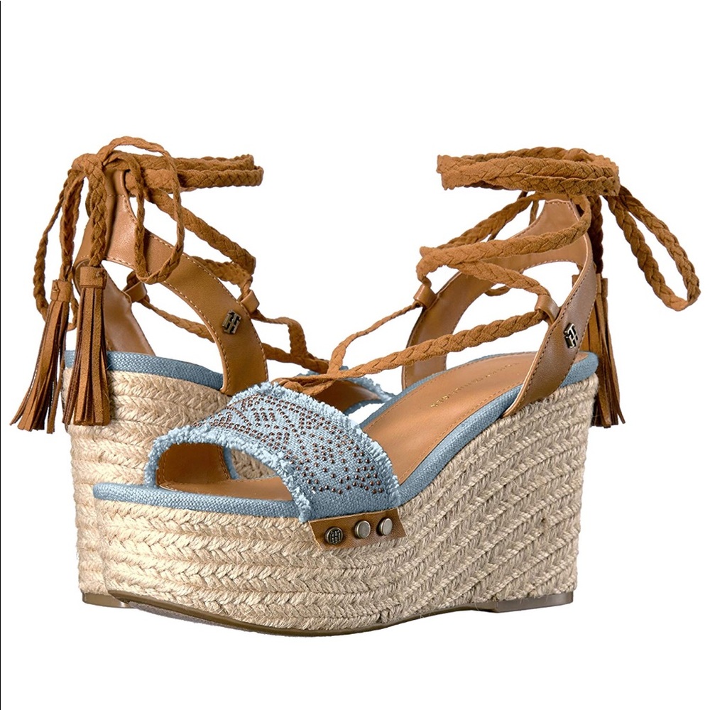 Tommy Hilfiger Wedges *so cute*